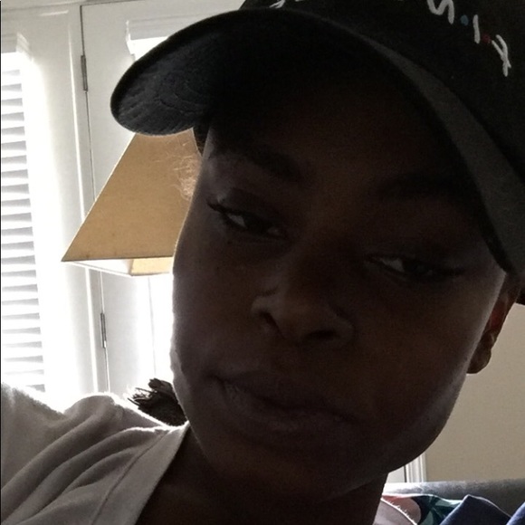 Meet your Posher, Aletha - Picture 1 of 1